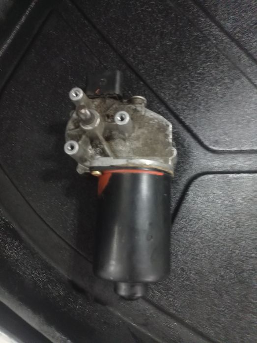 Моторчик дворників ауді а6с5