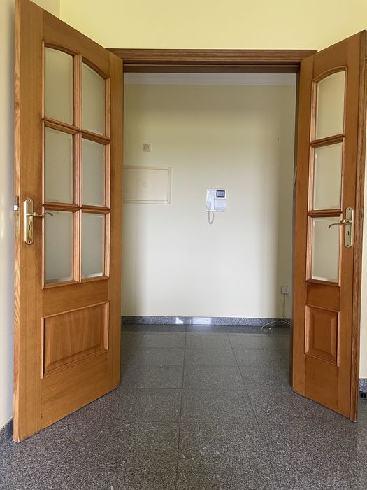 Portas de sala grandes