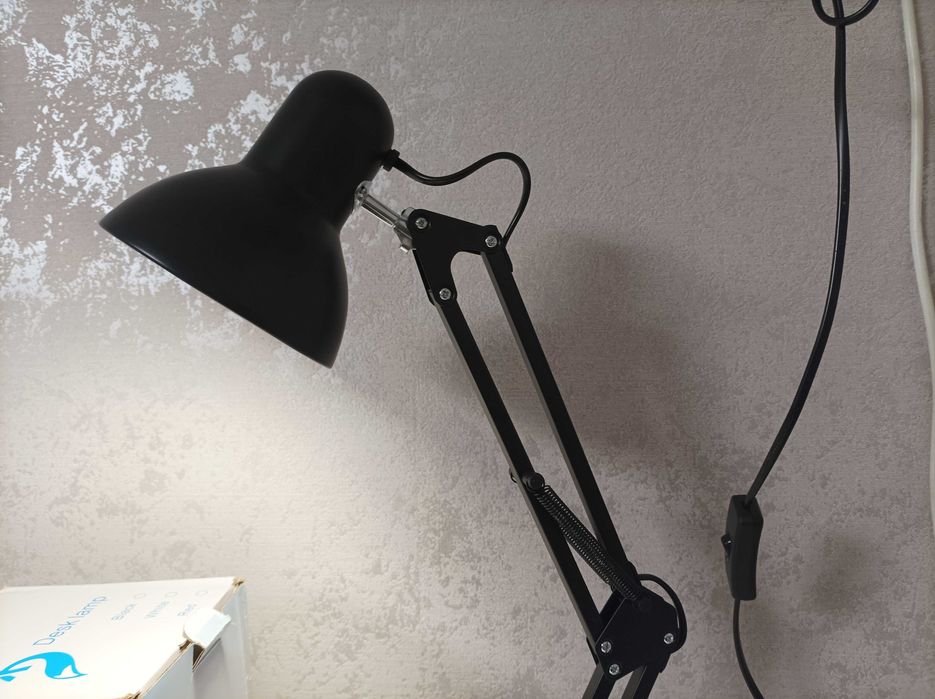 Настільна лампа трансформер Е27 на струбцині з регулюванням кута