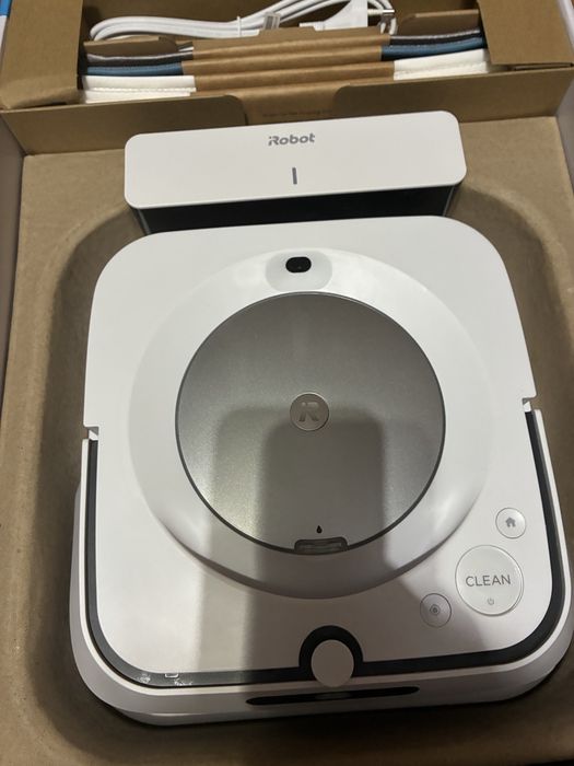 Robot roomba jet 6