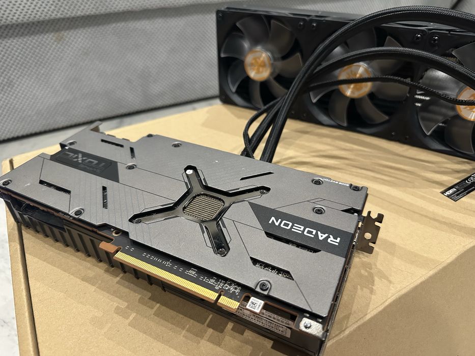 Sapphire Rx 6950 XT Toxic Liquid Cooling