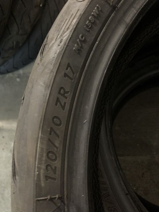 Pneus de moto usados