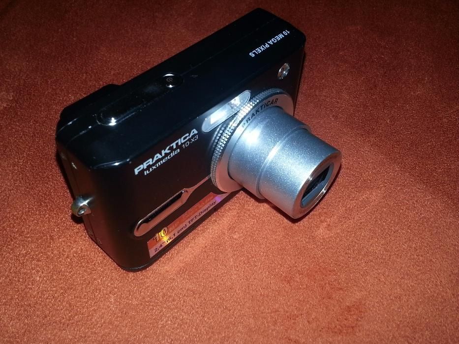Câmara Fotográfica PRAKTICA