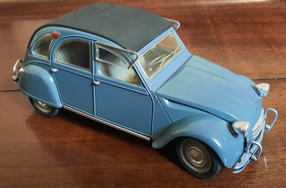 Citroen 2CV Solido escala 1/17 die-cast
