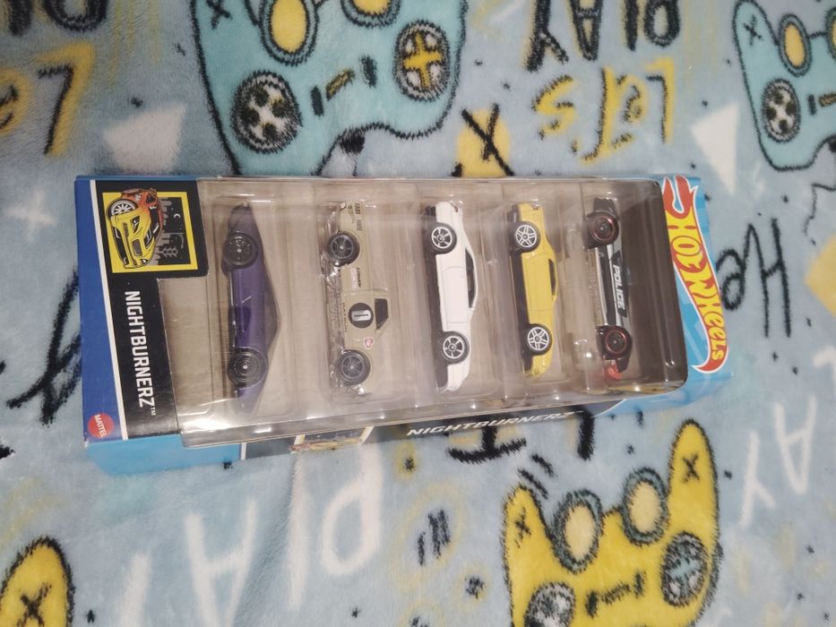 Zestaw hot wheels