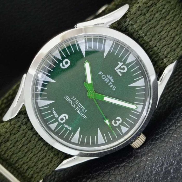Relógio mecânico Fortis verde a corda de fabrico Suiço