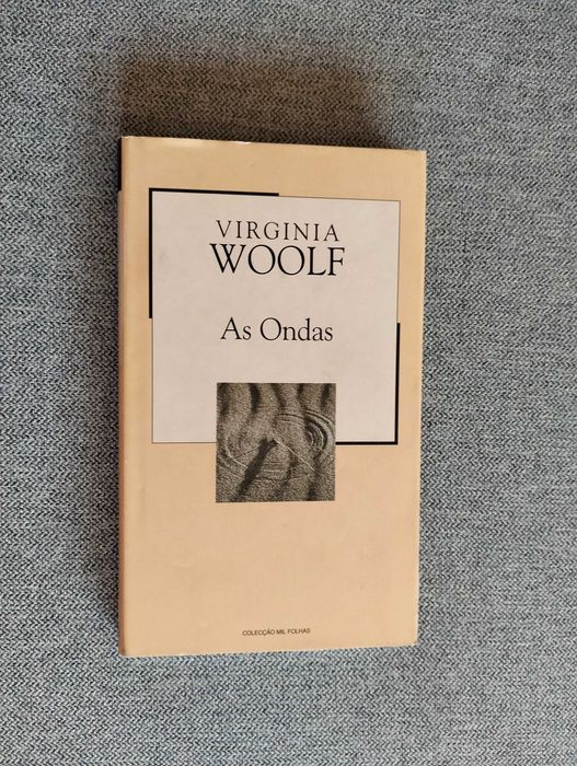 Livro "As ondas" de Virginia Woolf