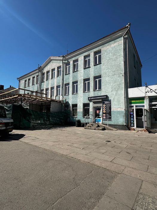 Здам ОФІСИ з Водою та парковкою біля Залізничного Вокзалу