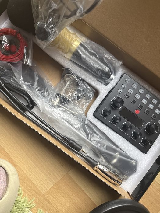 nowy zestaw mikrofon/uchwyt/equalizer