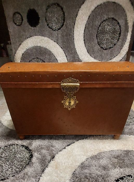 Arca /  baú /   móvel