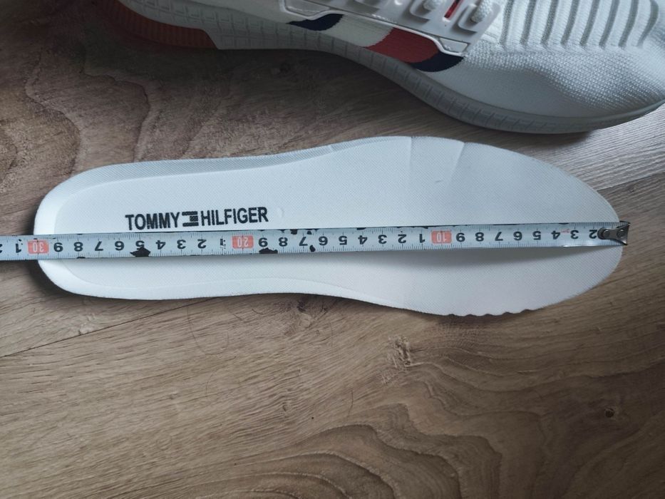 Tommy Hilfiger 45 nowe