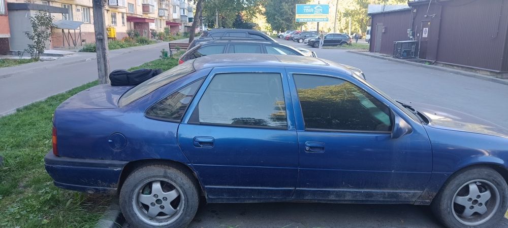Продам opel vektra a 1990р. Торг(По техпаспорту)