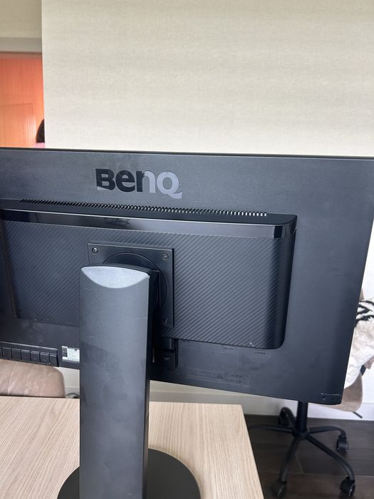 Monitor led benq 27”