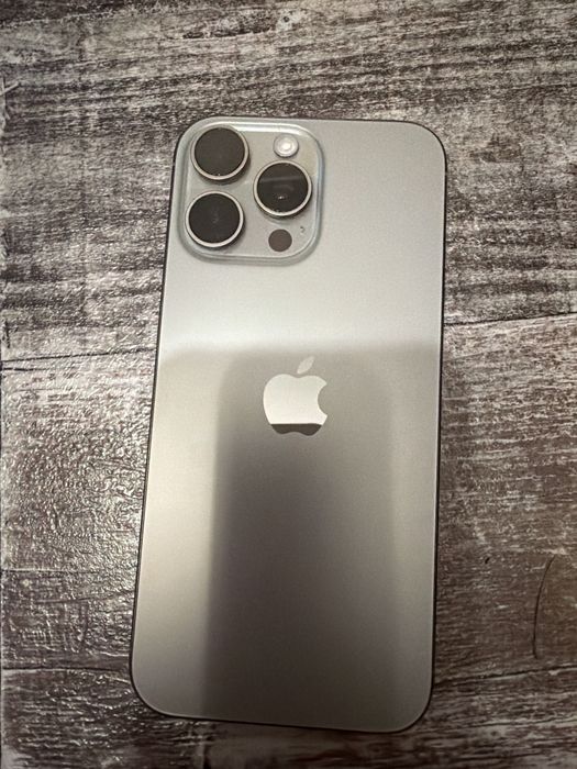 Iphone 16 pro max 256gb  sztos
