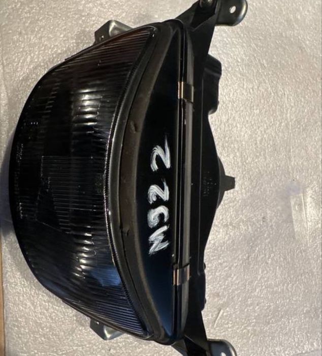 Lampa Przód Przednia Suzuki RF 600 RF600