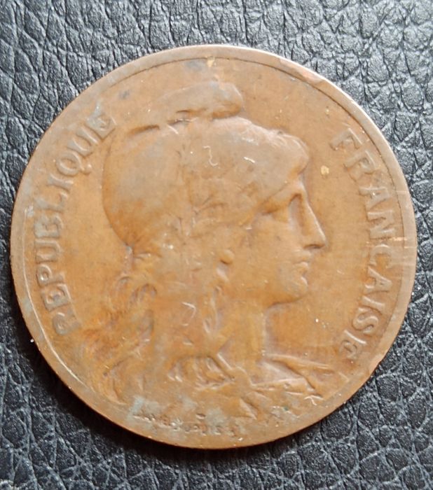 Монета 5 сантимов 1898 год, мадам республика.