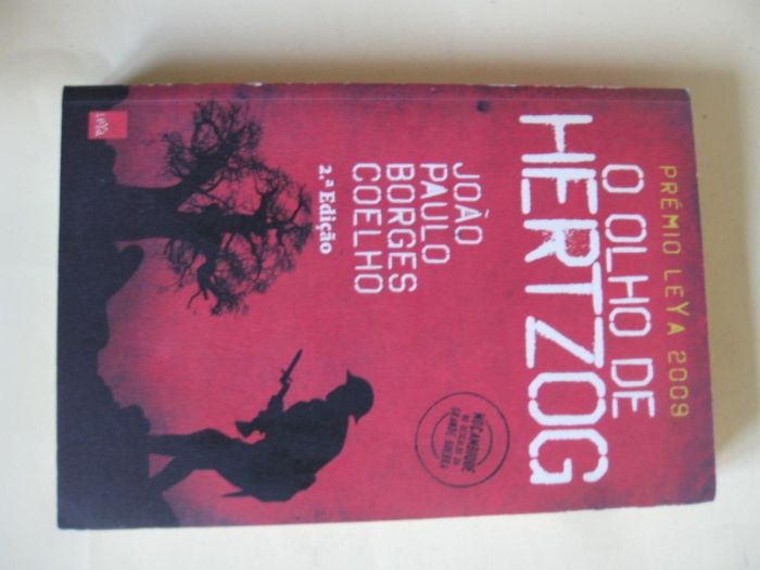 O Olho de Hertzog de João Paulo Borges Coelho