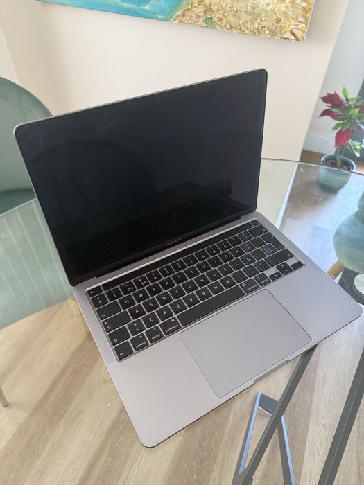 MacBook Pro 13” 2020 | 16GB RAM | SSD 256GB | Excelente Estado