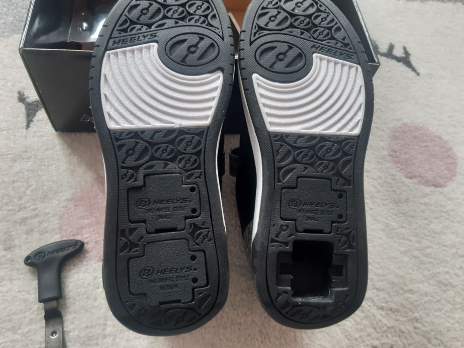 Heelys buty na kółkach 35