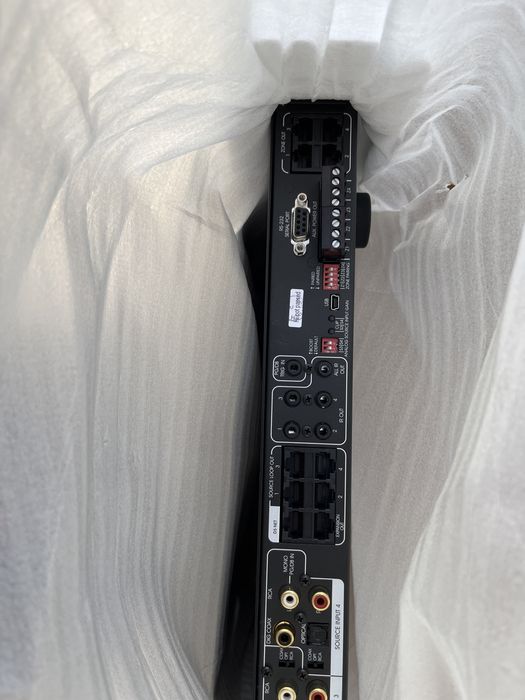 Multiroom audio Xantech D5RHK 4 strefy