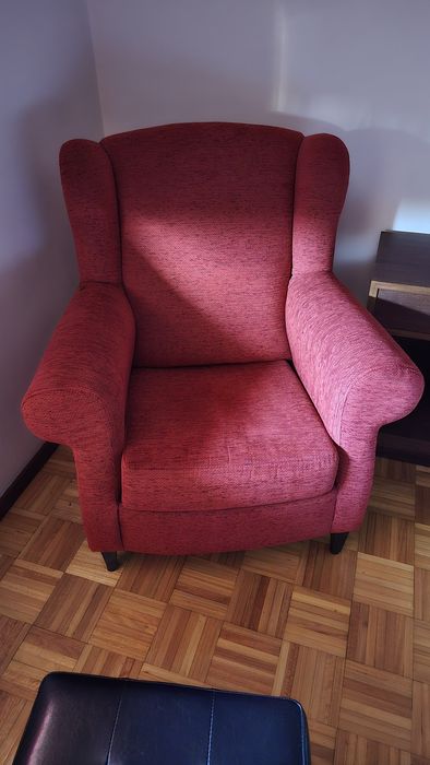Cadeirão vermelho