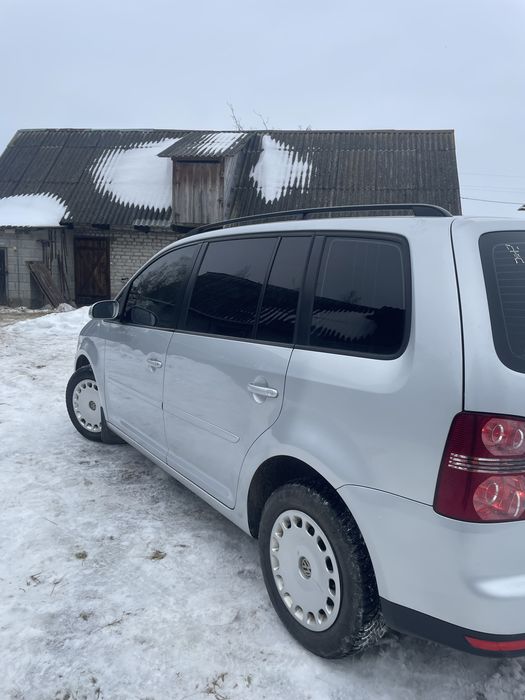 продам Volkswagen Touran