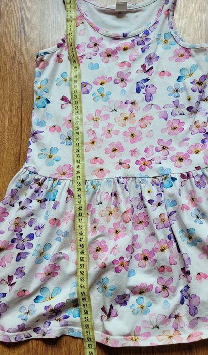 Sukienka w motylki