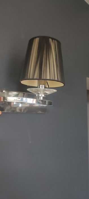 Sprzedam żyrandol plus 4 kinkiet