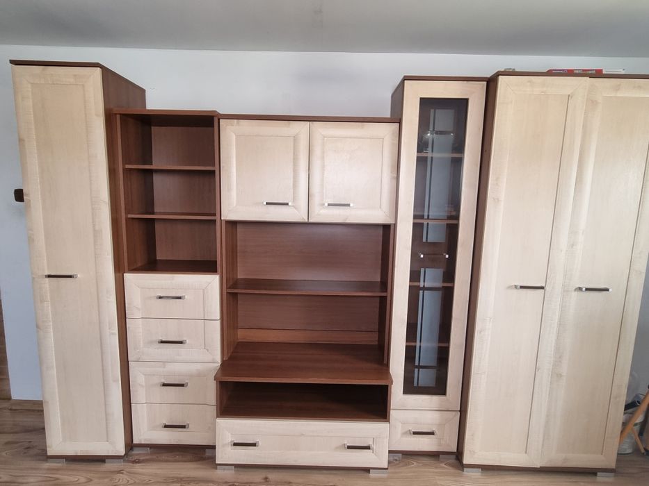 Meblościanka pokojowa używana