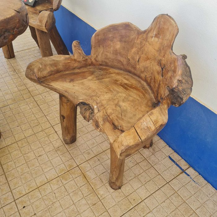 Mesa madeira maciça