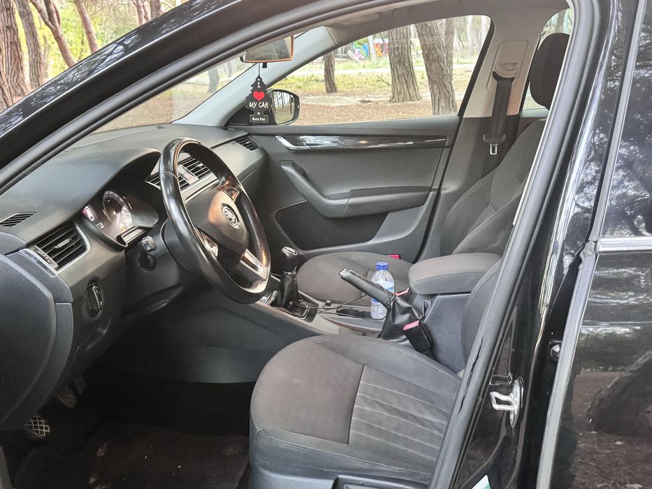Skoda Octavia 1.6TDI 115 CV Ano 2019 Nacional