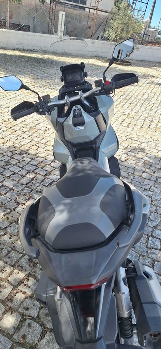 Honda Adv 350 extras