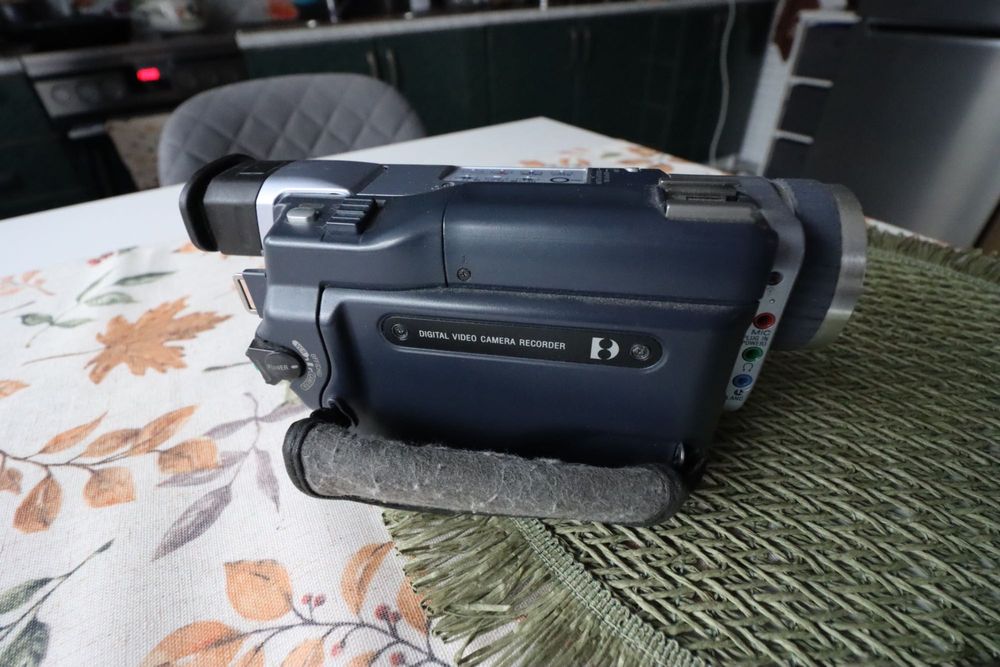 Sony DCR-TRV 240E DV in out  konwersja sygnału