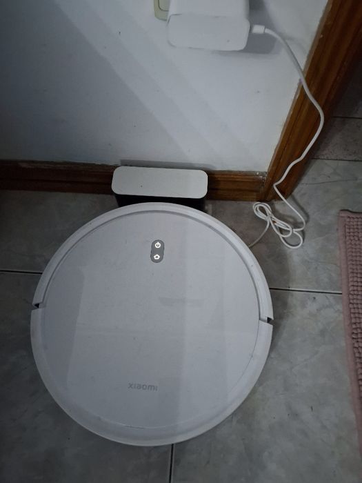 Aspirador robot com mopa ainda na garantia