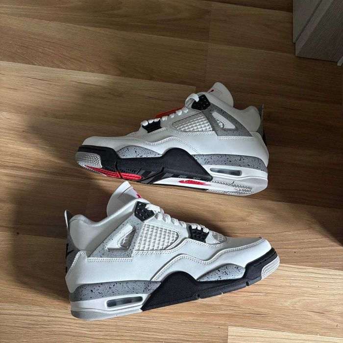 Air Jordan 4 Retro „White Cement”