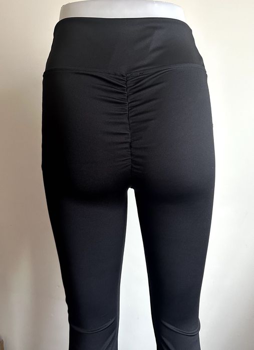 legginsy z szeroką nogawka i lekkim push up L