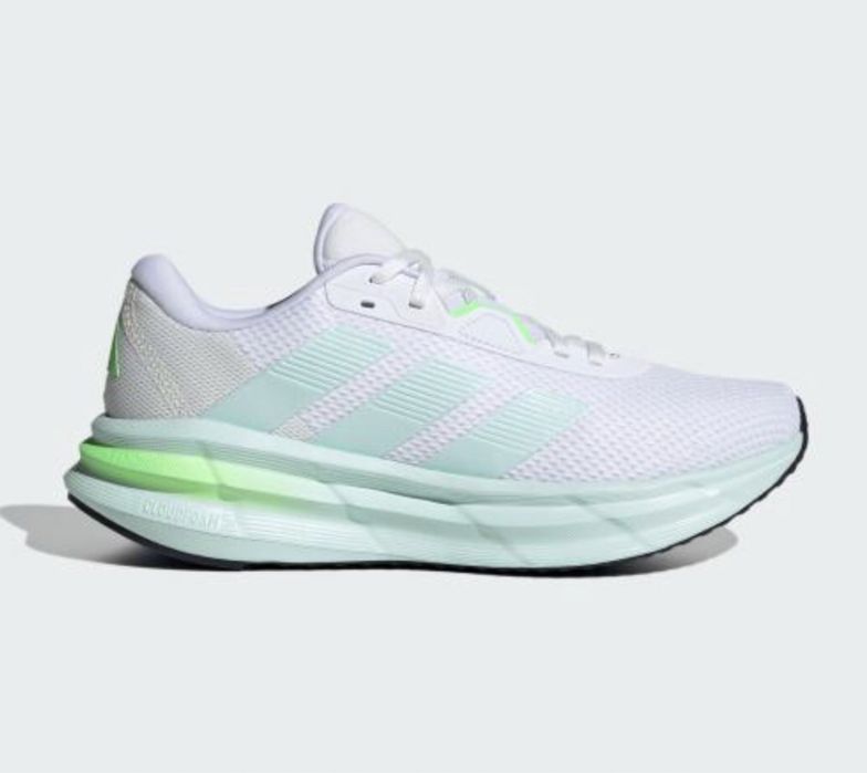 Оригінальні кросівки Adidas,для бігу.