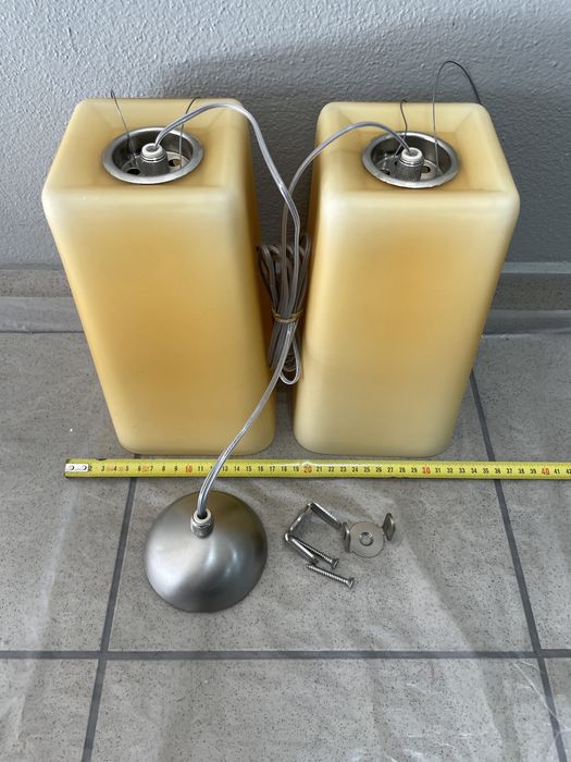 Candeeiro supenso de teto E27 com 2 campanulas em vidro fosco e inox