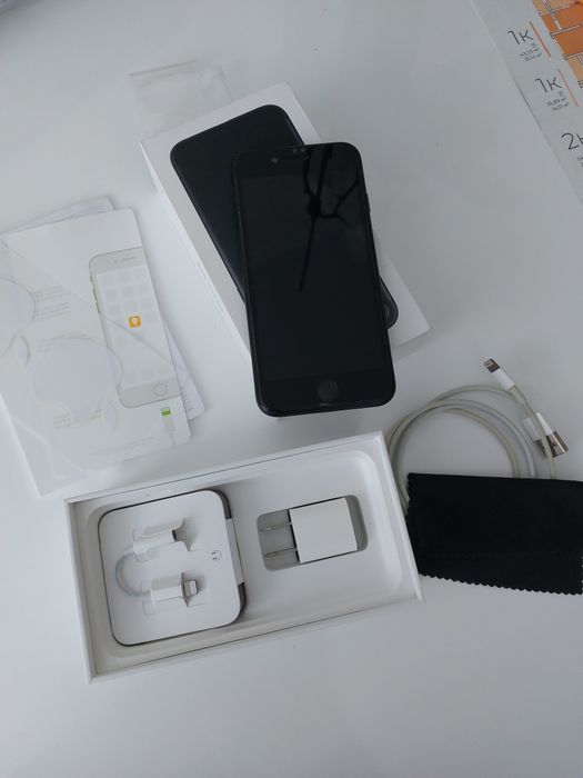 Apple iPhone 7, 32 Гб