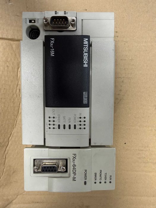 Controlador Lógico Programável (PLC) Mitsubishi MELSEC-F,