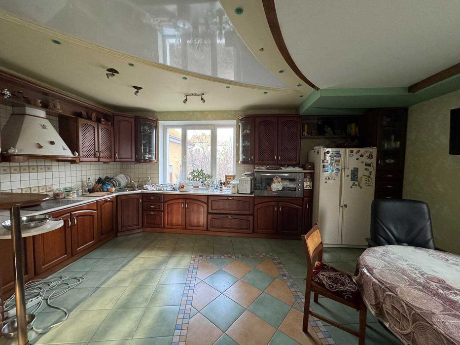 Будинок Лезнево вул.Стельмаха, 10 соток землі