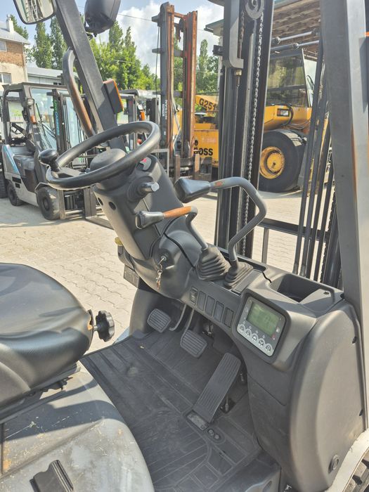 Автонавантажувач, навантажувач вилковий, погрузчик 1.5 т