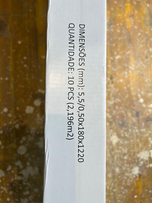 Vendo chão vinílico de alta qualidade