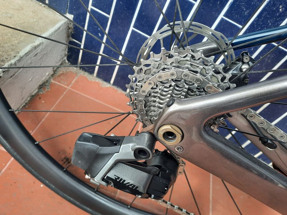 Orbea orca axs e rodas  de carbono
