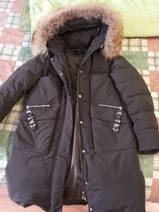 Зимова жіноча куртка