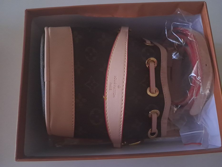 Bolsa LV pequena