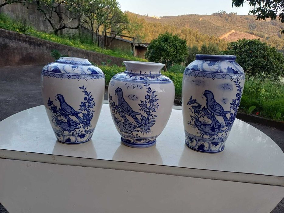 Potes decorativos, pintados à mão