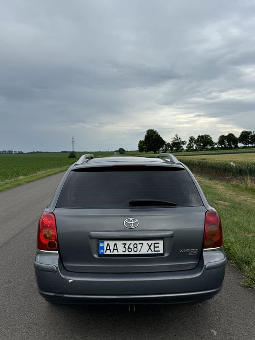 Toyota avensis, 2.0d, 2004