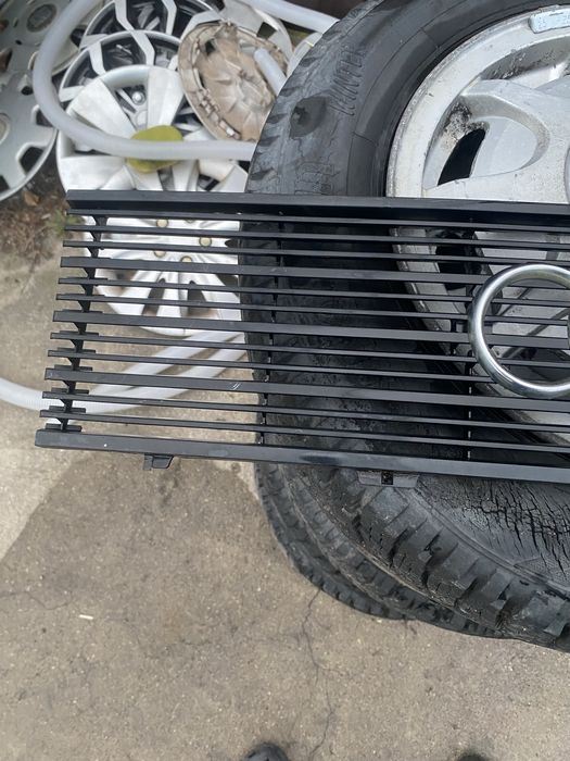 Atrapa grill audi 80 b2 cupe