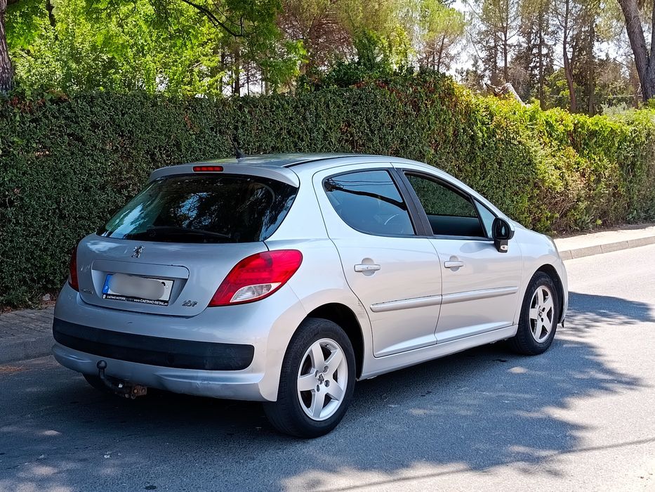"RESERVADO" Peugeot 207 de 2011 a diesel nacional 240mil kms